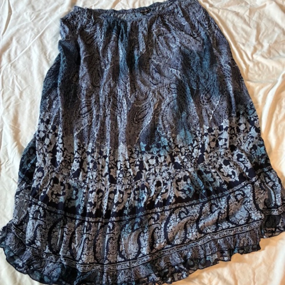 Roz and Ali Blue paisley skirt